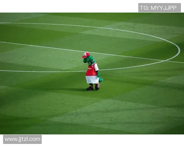 陈静独家解析足球技巧与战术分享助你提升球技的秘诀 陈静独家解析足球技巧与战术分享助你提升球技的秘诀